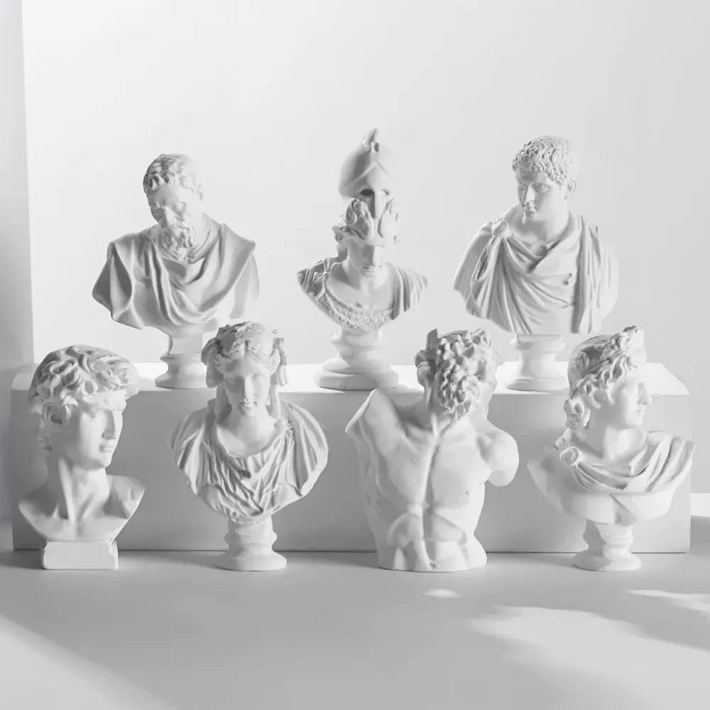 🌟 “Mini Classical Bust Statues – Art Legends Collection 🎨✨”