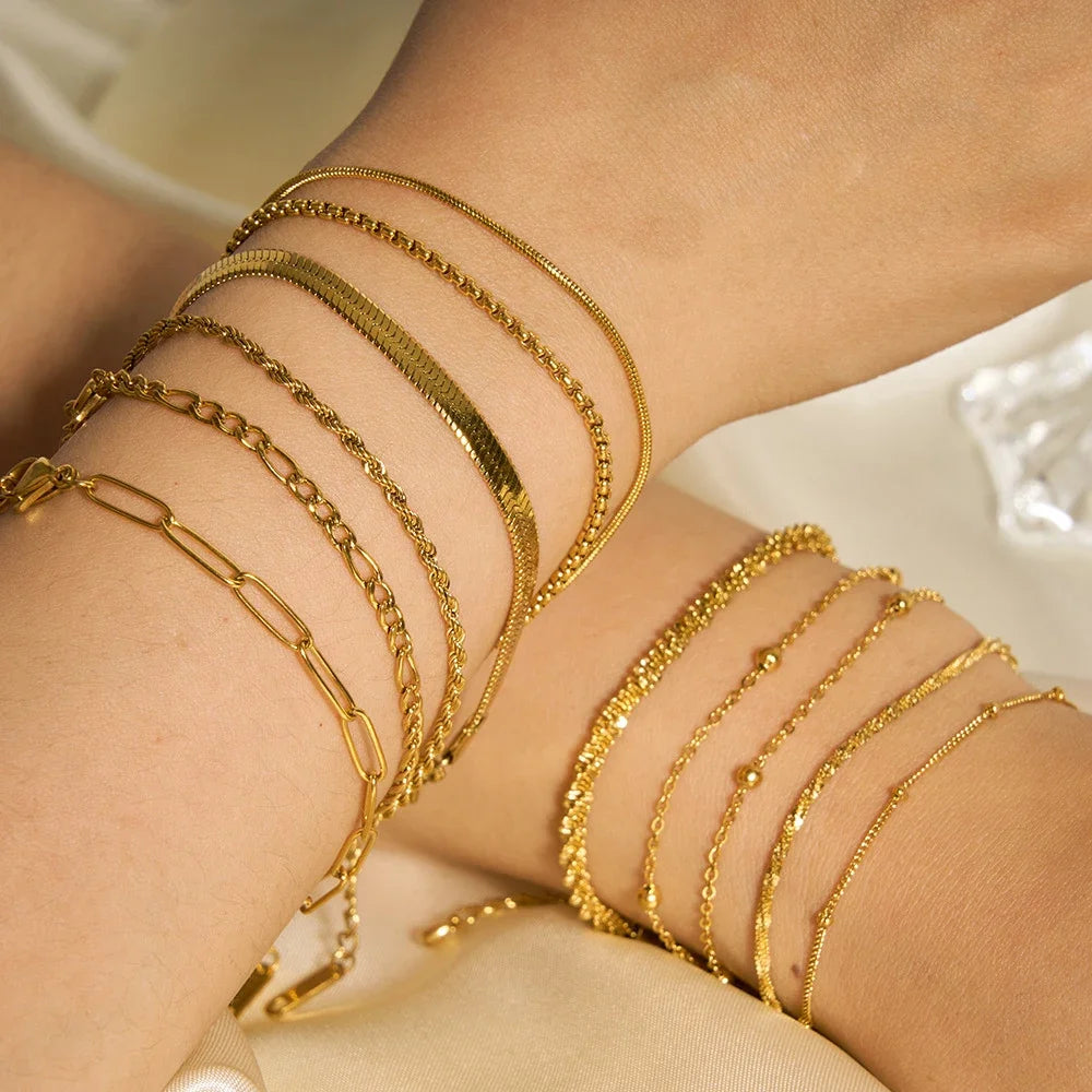 ✨ Golden Minimalist Women’s Bracelets – Multiple Styles 🌟
