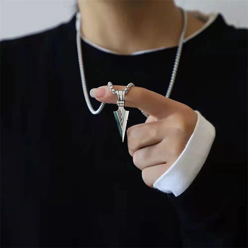 🔱 Arrowhead Pendant Necklace – Bold Steel Statement for Men & Women