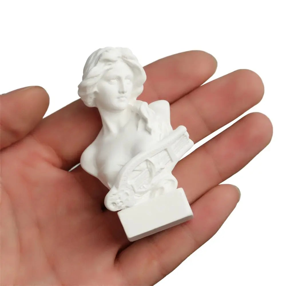 🌟 “Mini Classical Bust Statues – Art Legends Collection 🎨✨”
