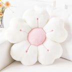 Plush Daisy Pillow - Soft, Decorative and Super Cute! 🌸🛋️