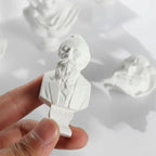 🌟 “Mini Classical Bust Statues – Art Legends Collection 🎨✨”