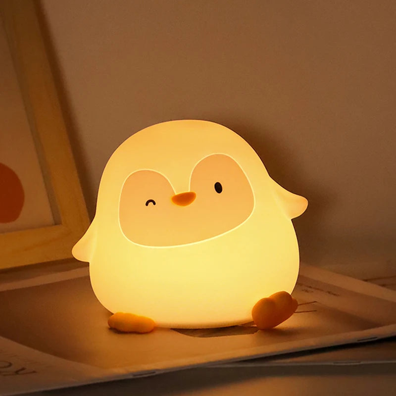 Cute Silicone Night Light – Ricaricabile & Touch | Fox 🦊, Rabbit 🐰, Penguin 🐧, Giraffe 🦒, Slot 🦥, Nylon 🌙, Flamingo 🦩