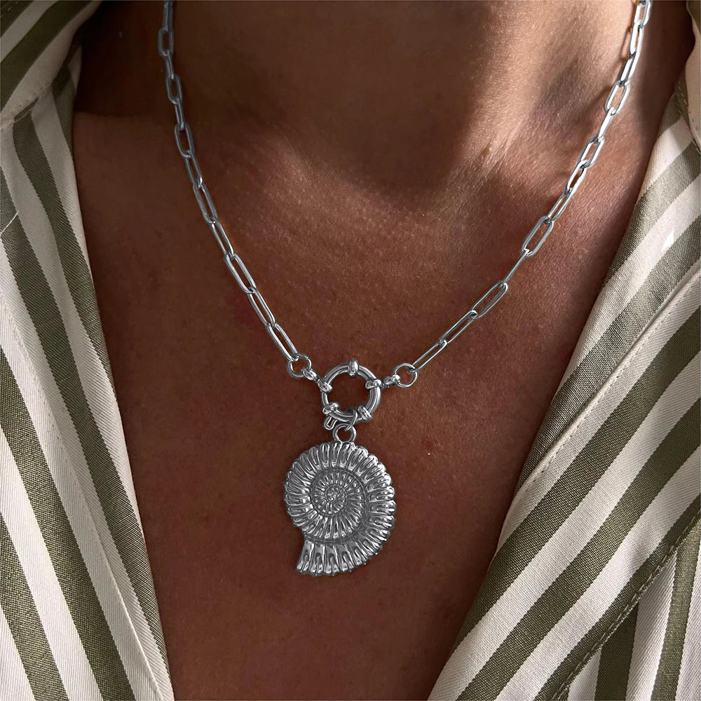 ✨ Golden Minimalist Women’s Bracelets – Multiple Styles 🌟