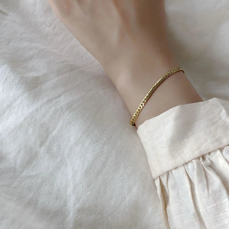 ✨ Golden Minimalist Women’s Bracelets – Multiple Styles 🌟