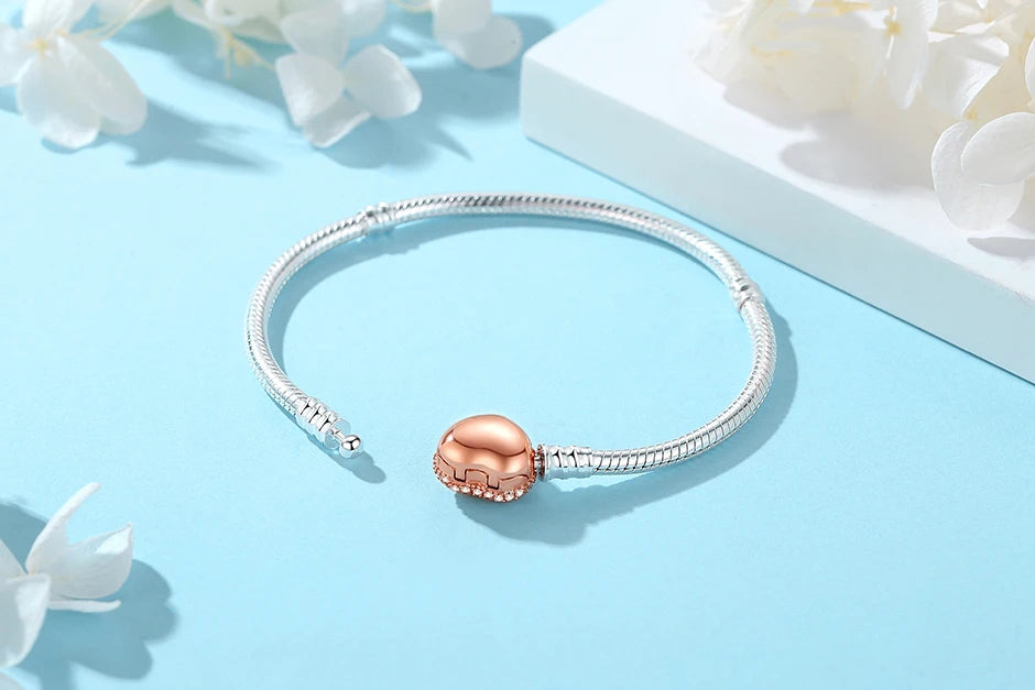🌟 Elegant Silver Charm Bracelet – Minimalist Women’s Jewelry 💎✨