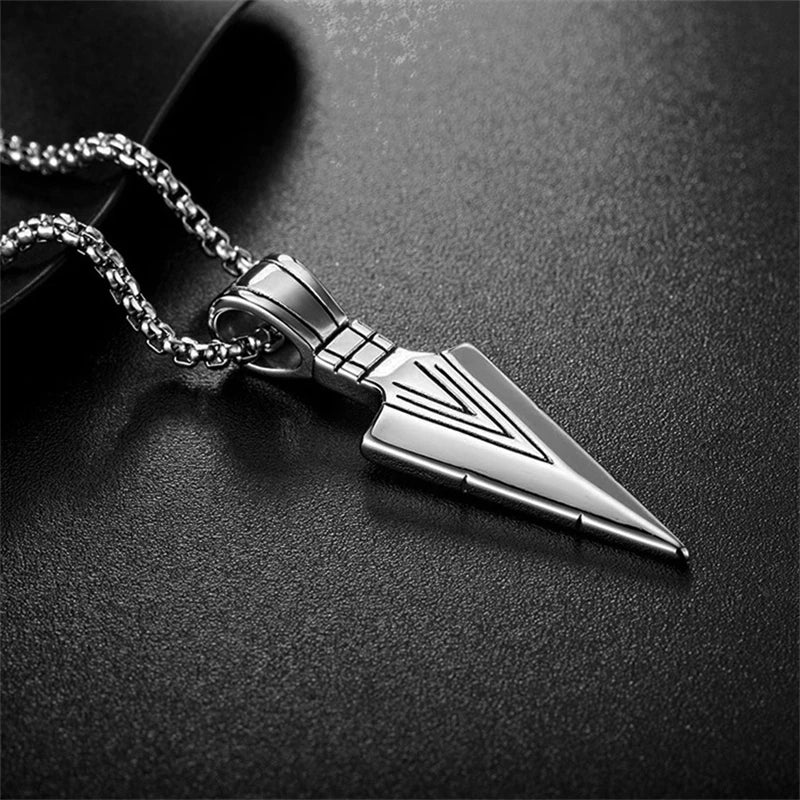 🔱 Arrowhead Pendant Necklace – Bold Steel Statement for Men & Women