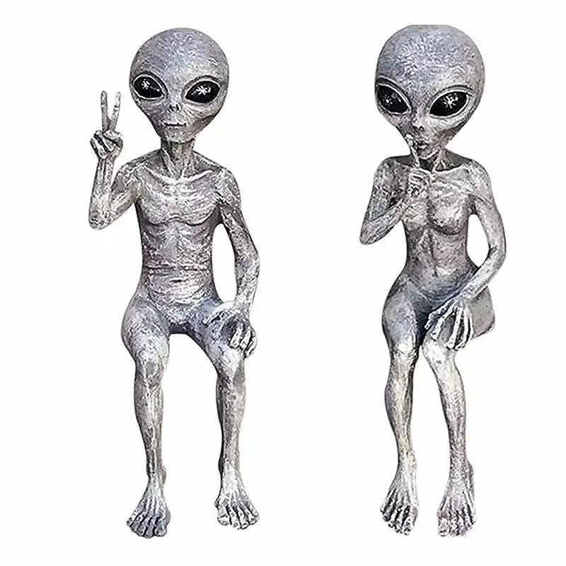 🛸 Funny Alien Statue Set – Quirky Resin Decor for Home & Garden 👽✨