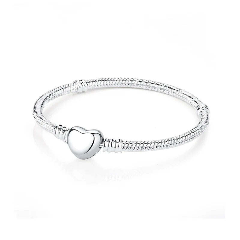 🌟 Elegant Silver Charm Bracelet – Minimalist Women’s Jewelry 💎✨