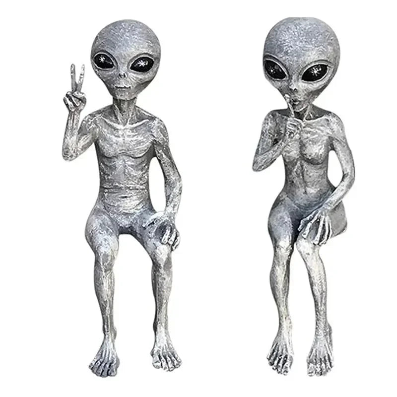🛸 Funny Alien Statue Set – Quirky Resin Decor for Home & Garden 👽✨