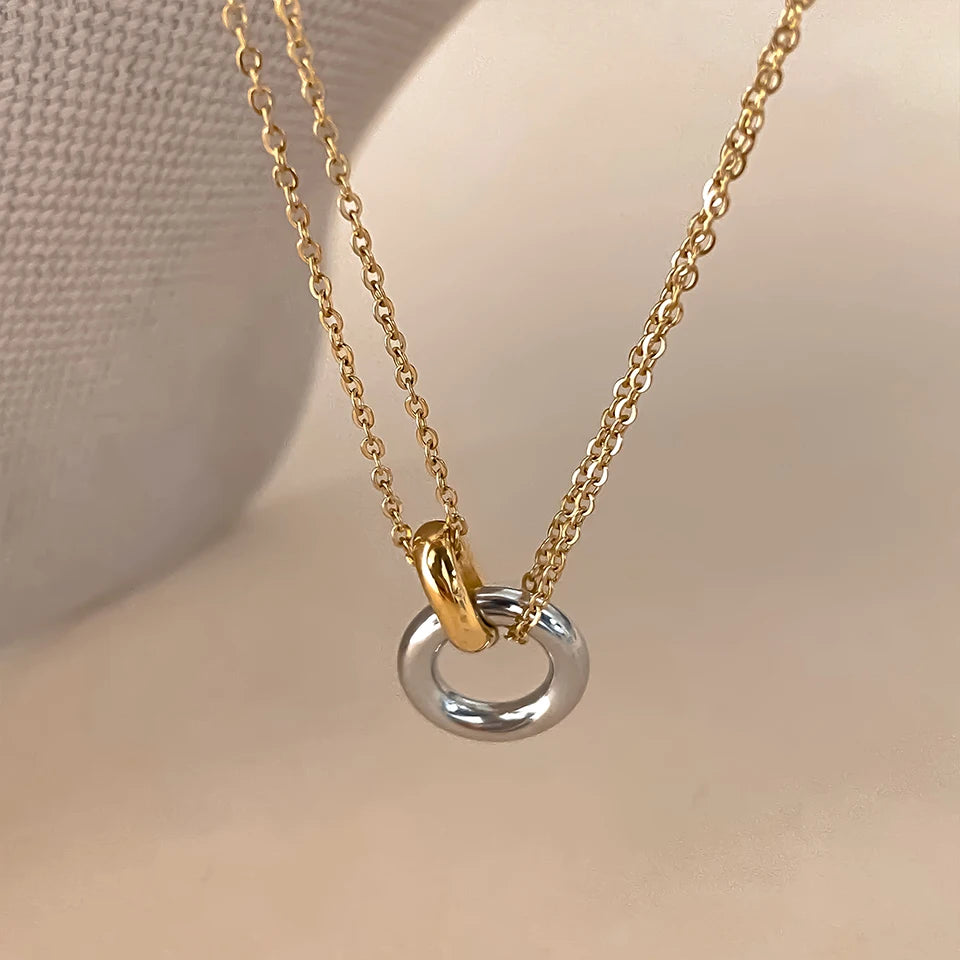 ✨ Elegant Dual-Tone Pendant Necklace – Minimal Chic Jewelry ✨