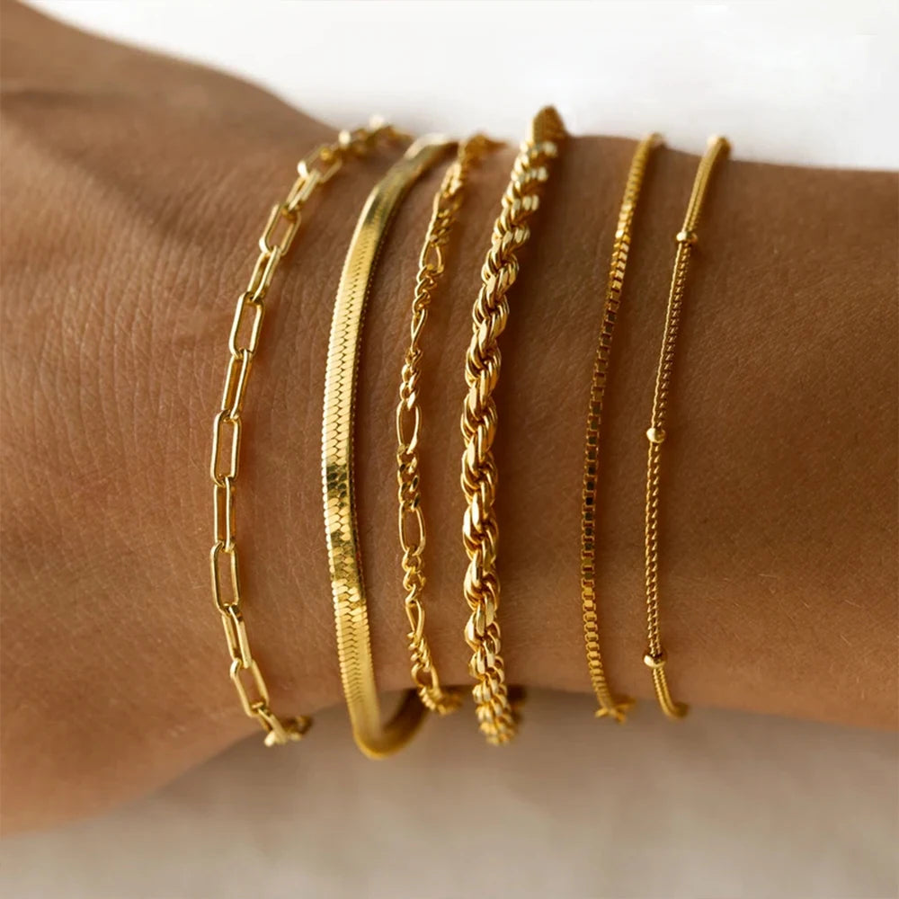 ✨ Golden Minimalist Women’s Bracelets – Multiple Styles 🌟
