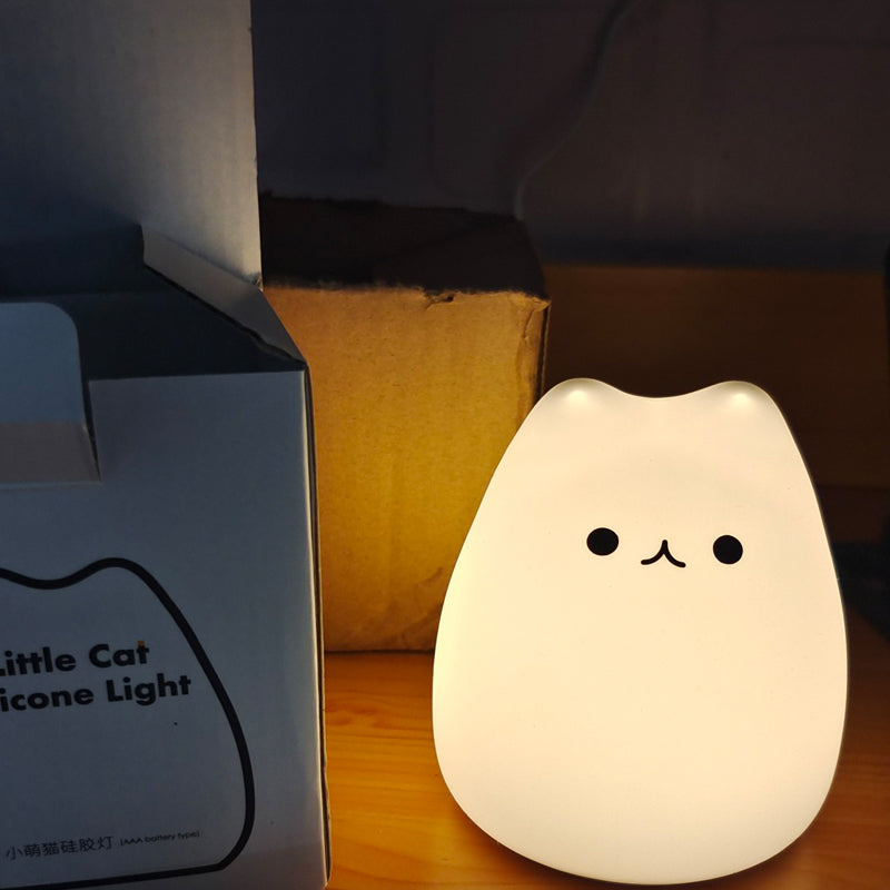 Cute Cat Baby Night Light 🐱✨ – 7 Colours, Touch, Soft Silicone • USB Rechargeable