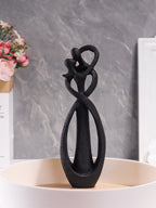 ❤️ Nordic Embracing Couple Sculpture – Modern Love Figurine