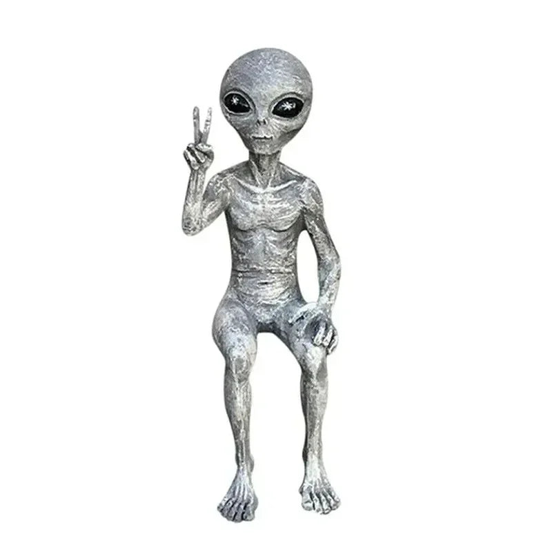 🛸 Funny Alien Statue Set – Quirky Resin Decor for Home & Garden 👽✨