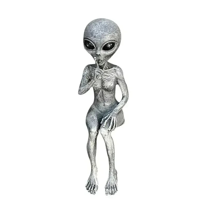 🛸 Funny Alien Statue Set – Quirky Resin Decor for Home & Garden 👽✨