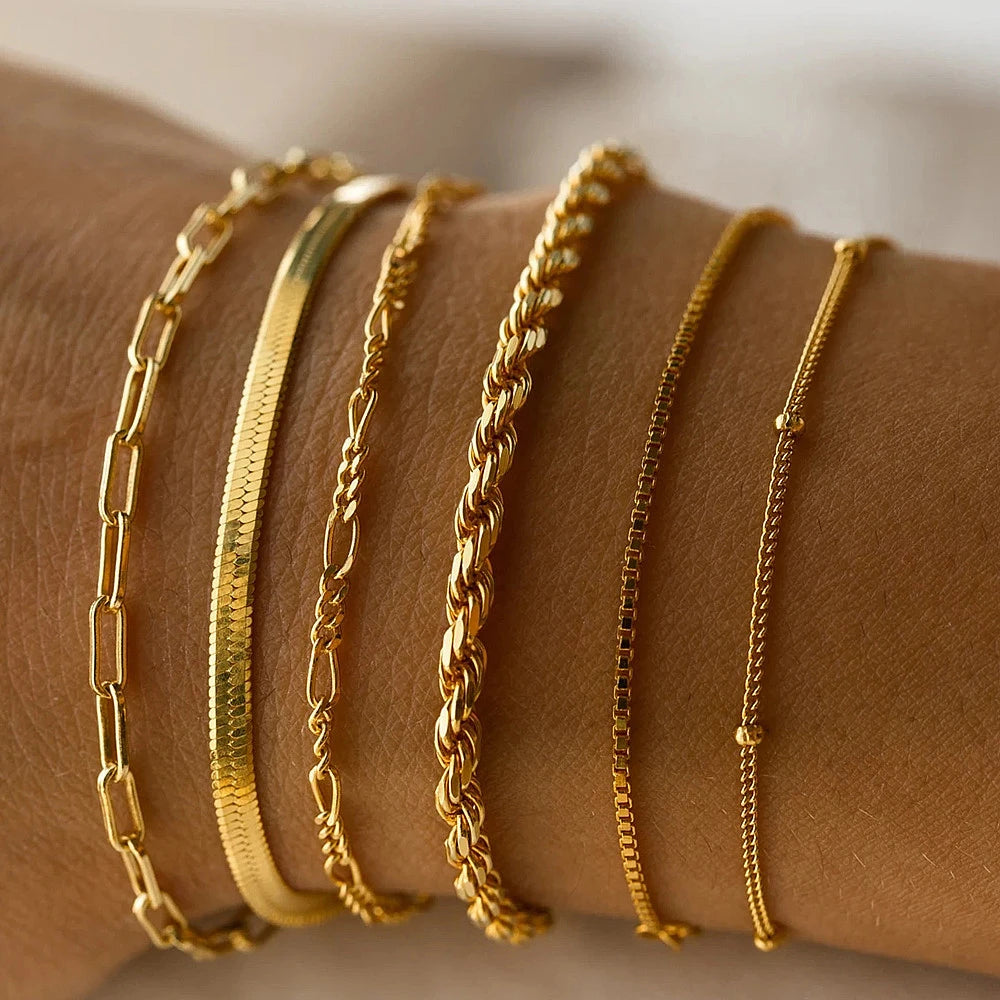 ✨ Golden Minimalist Women’s Bracelets – Multiple Styles 🌟