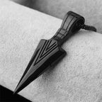 🔱 Arrowhead Pendant Necklace – Bold Steel Statement for Men & Women