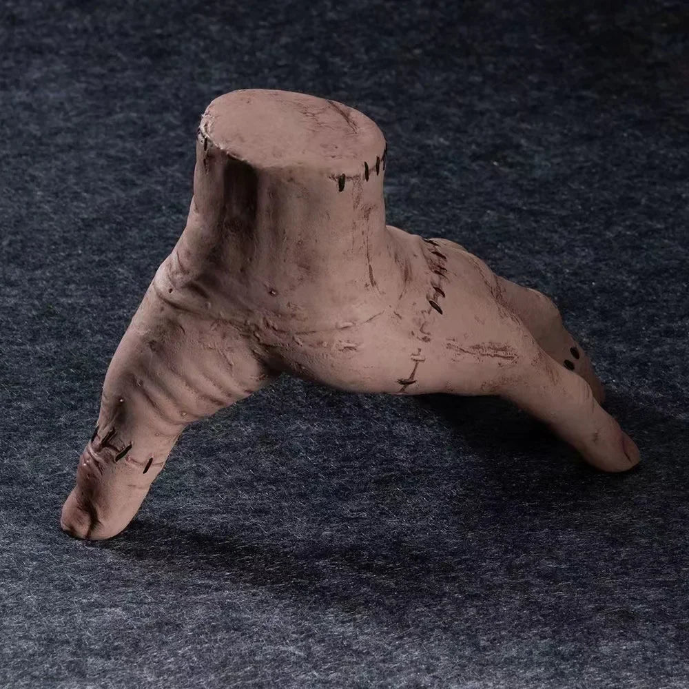 🖤🕷️ “Wednesday’s Thing” Realistic Hand Replica – Creepy Home Décor Prop 🖐️✨