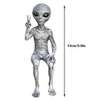 🛸 Funny Alien Statue Set – Quirky Resin Decor for Home & Garden 👽✨