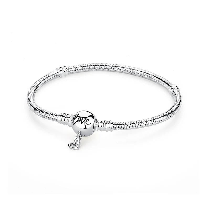 🌟 Elegant Silver Charm Bracelet – Minimalist Women’s Jewelry 💎✨