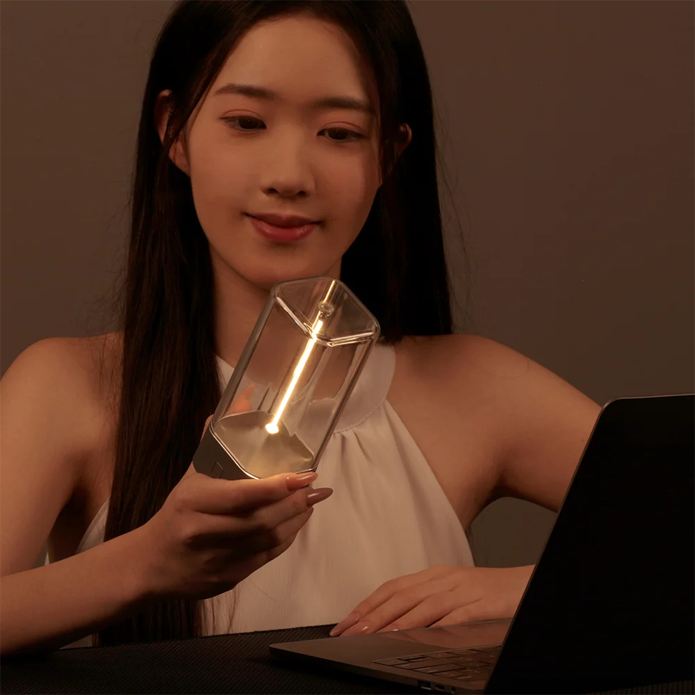 ✨ Lampada Wireless Minimal – LED Dimmerabile & Magnetica 🔋